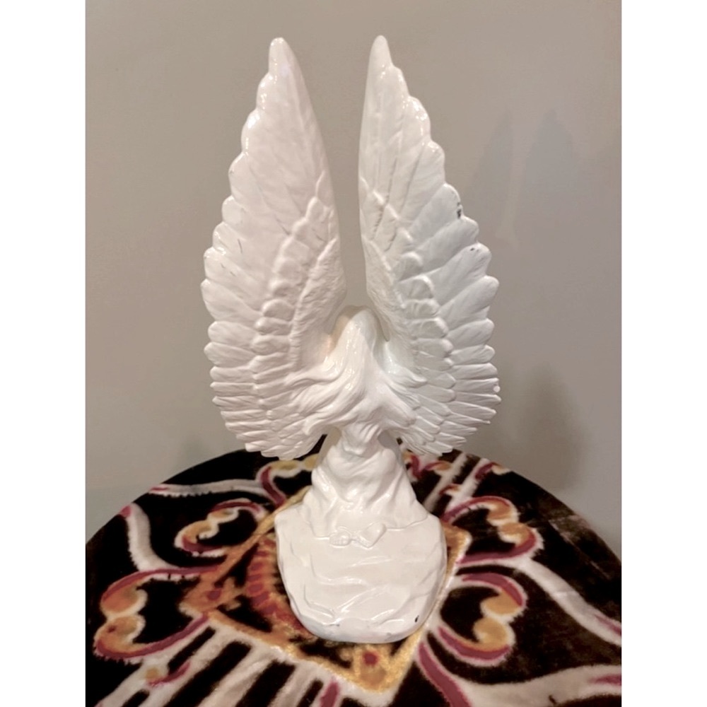❣️Native American First People White Ceramic Sculpture of Woman with Wings 🦅❣️ - Picture 2 of 11